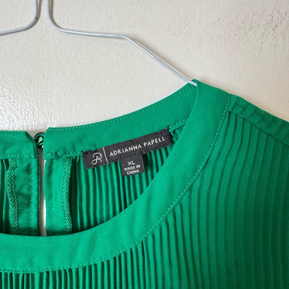 ADRIANNA PAPELL blouse - size XL - EUC - Picture 2 of 3